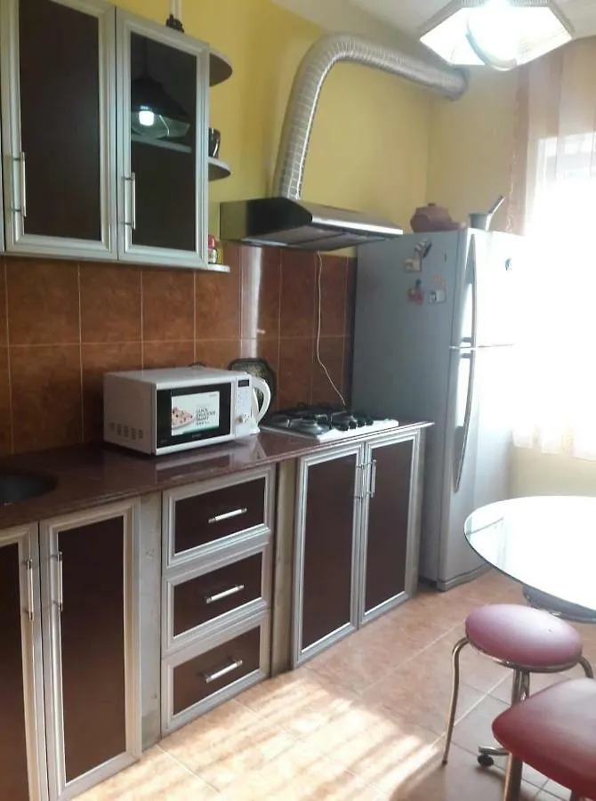 Apartament Roman باتومي شقة